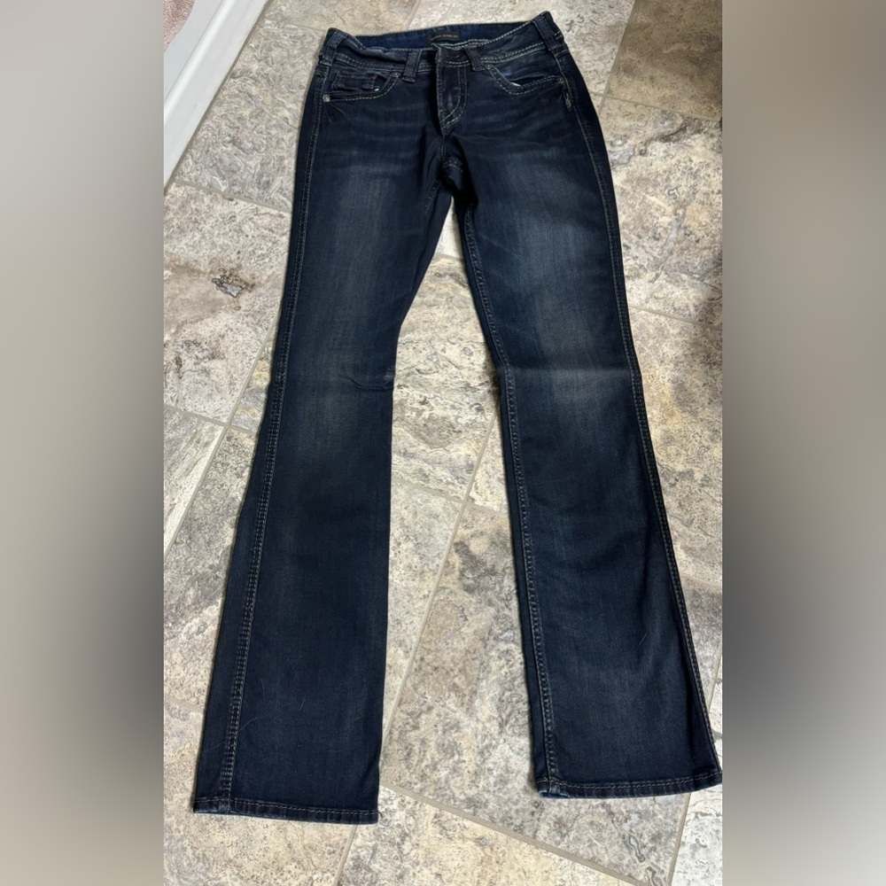 NEW SUKI SILVER JEANS SLIM BOOTCUT 27 X 33